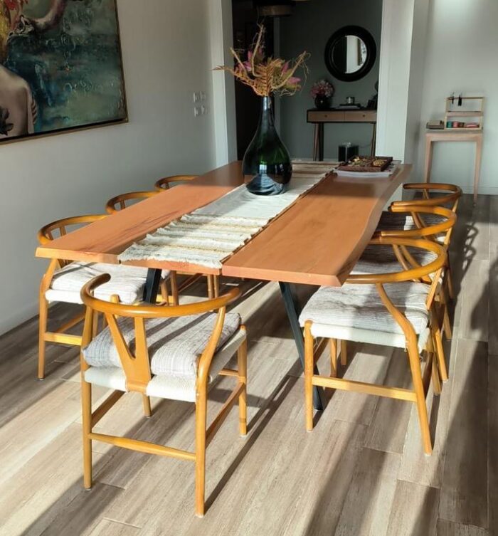 WhatsApp Image 2024-09-18 at 5.56.12 PM (2) Italian-Dining table - Image 1